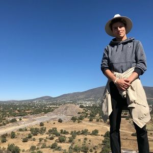 Meet your Posher, Mateo